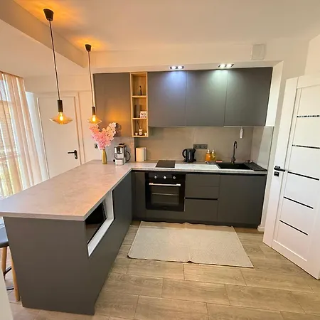 Rentnow Cozy Lev Tolstoi 43b With Balcony