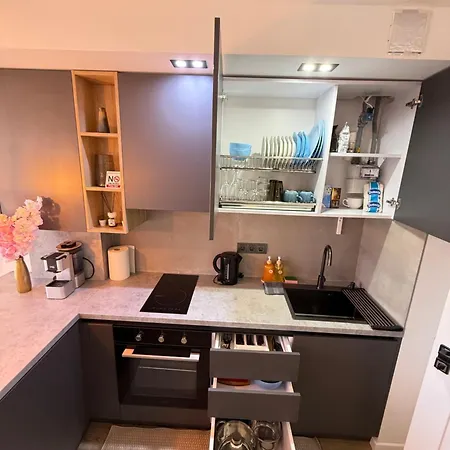 Apartament Rentnow Cozy Lev Tolstoi 43b With Balcony