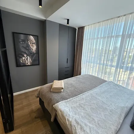 Rentnow Cozy Lev Tolstoi 43b With Balcony Apartament *