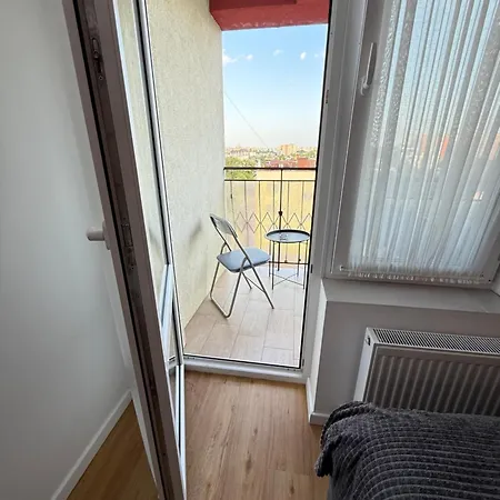 Rentnow Cozy Lev Tolstoi 43b With Balcony Apartament