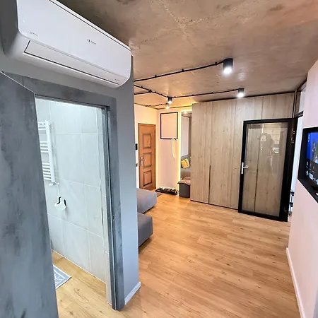 Apartament Rentnow Cozy Lev Tolstoi 43b With Balcony