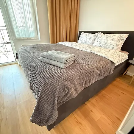 Apartament Rentnow Cozy Lev Tolstoi 43b With Balcony Chisinau
